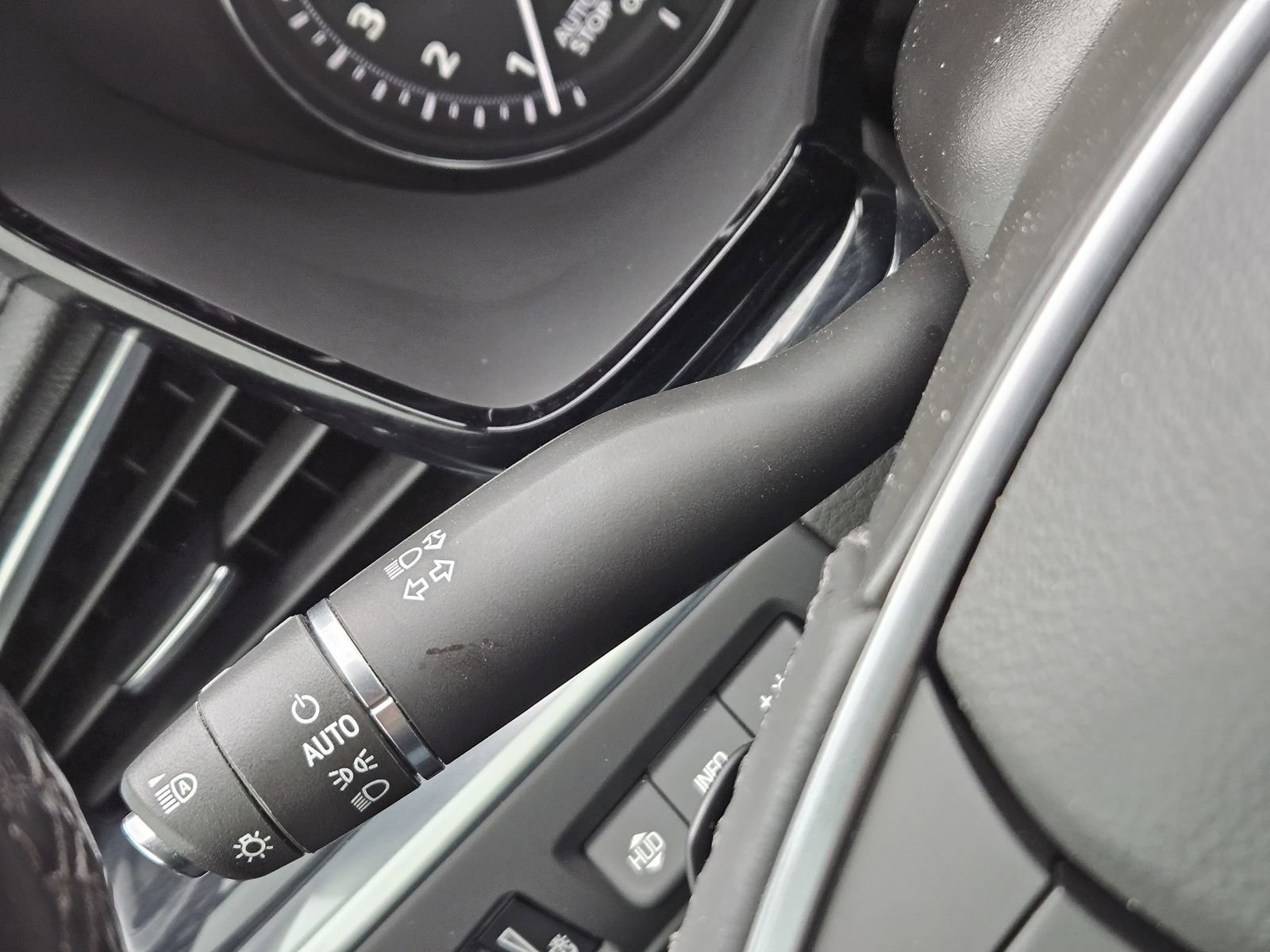 Used 2024 Cadillac XT5 Premium Luxury w/ Technology Package image 30