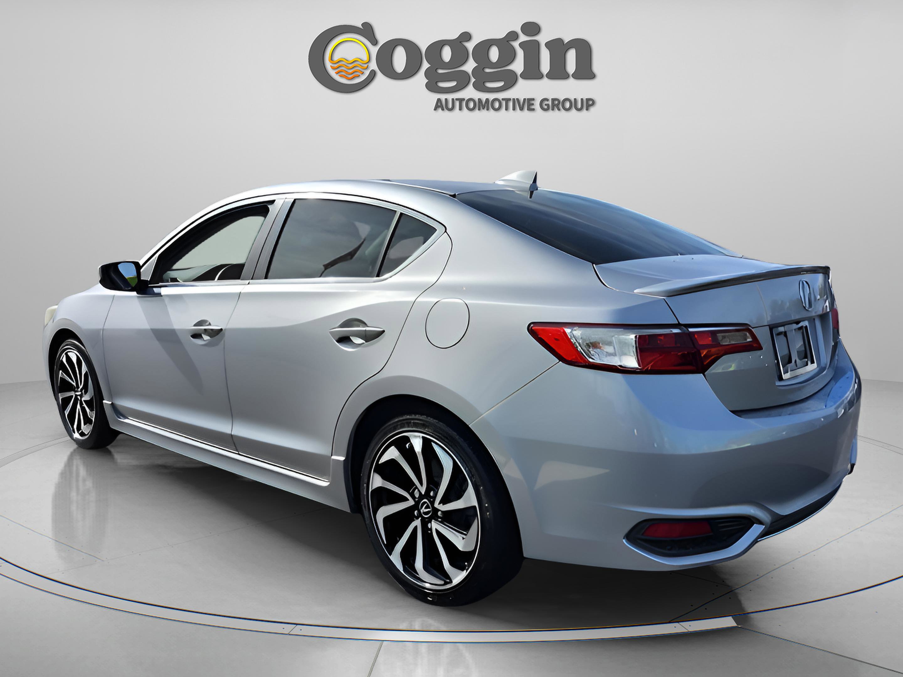 Used 2018 Acura ILX w/ Special Edition Package image 3