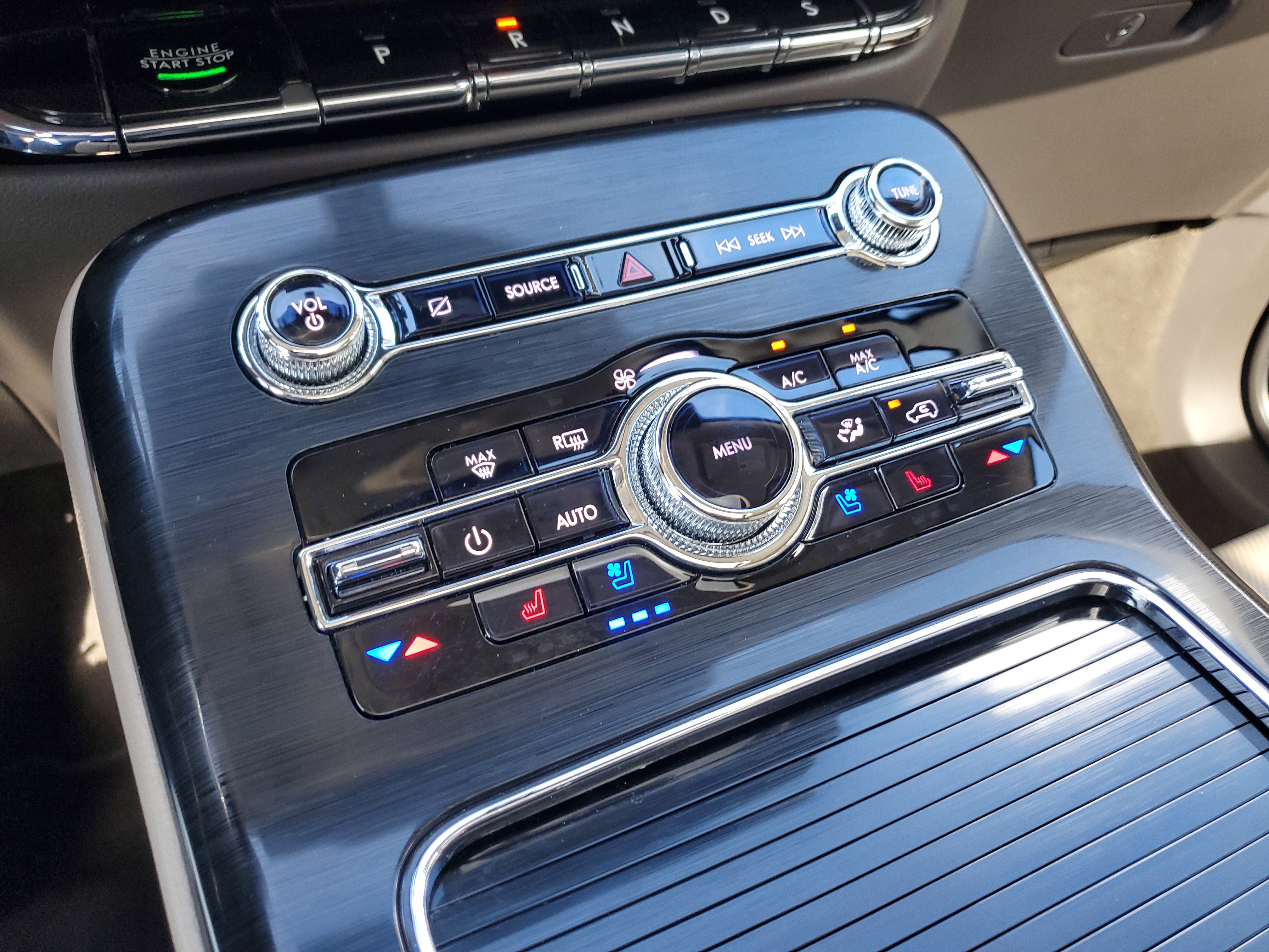 Certified 2021 Lincoln Nautilus Reserve image 23