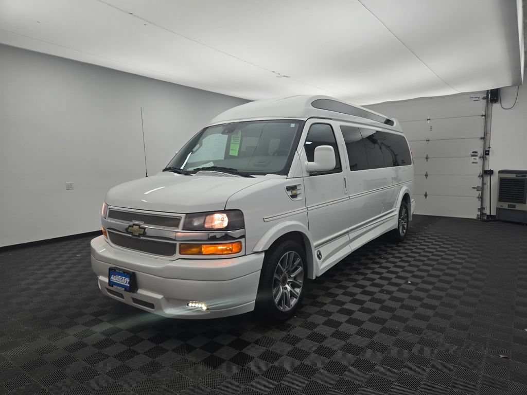 Used 2020 Chevrolet Express 2500 Extended RWD image 11