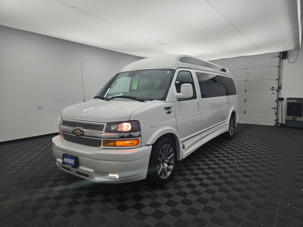 Used 2020 Chevrolet Express 2500 Extended w/ Enhanced Convenience Package image 11