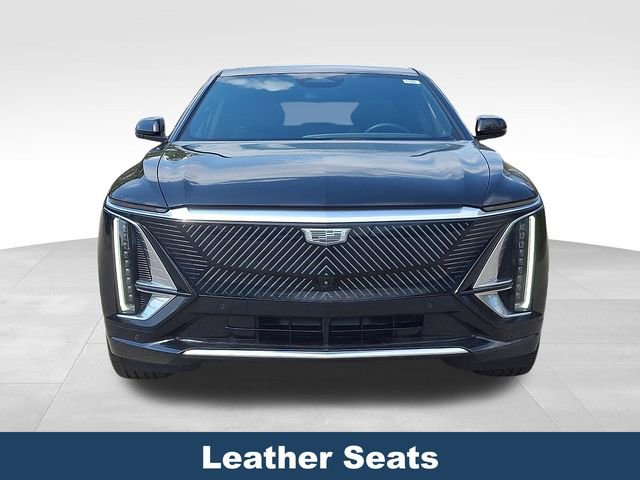 Used 2024 Cadillac Lyriq Luxury w/ LPO, Floor Liner Package image 2