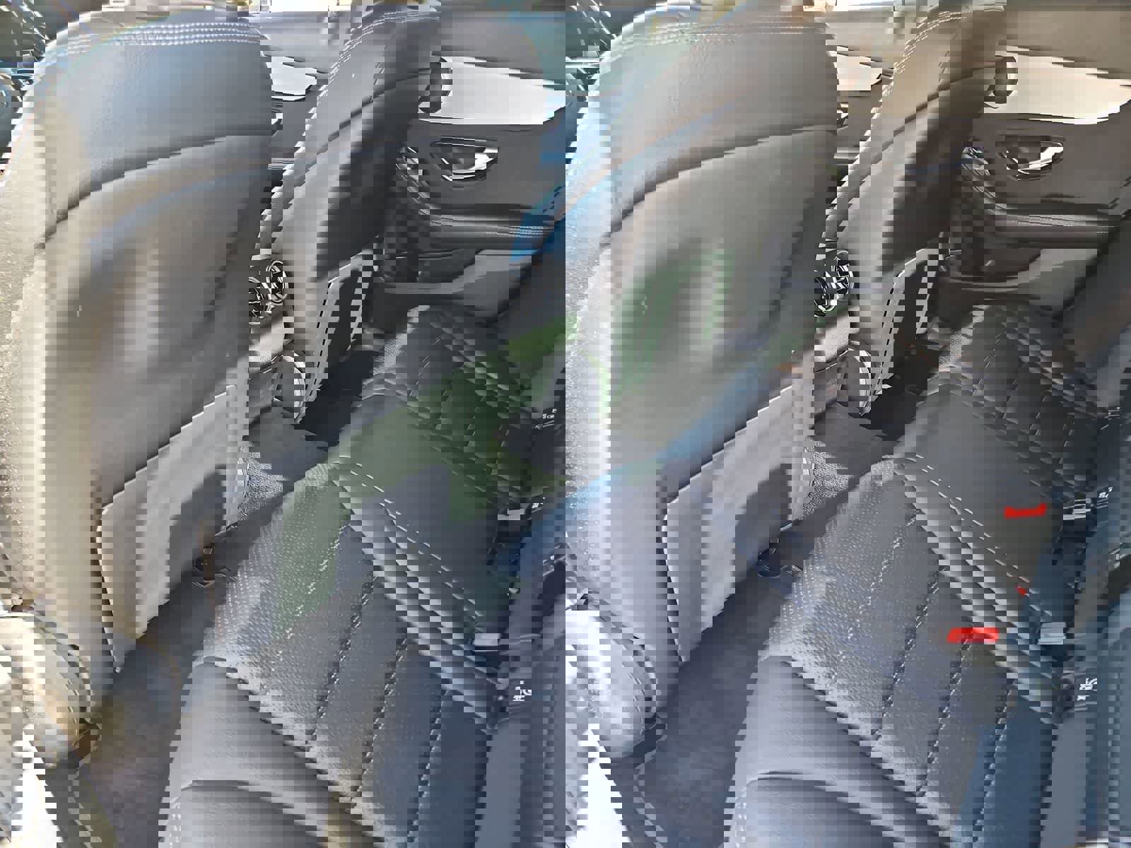 Used 2021 Mercedes-Benz C 300 Sedan image 18