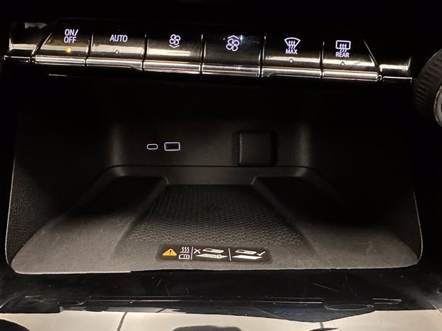 Used 2026 Chevrolet Traverse LT FWD image 15