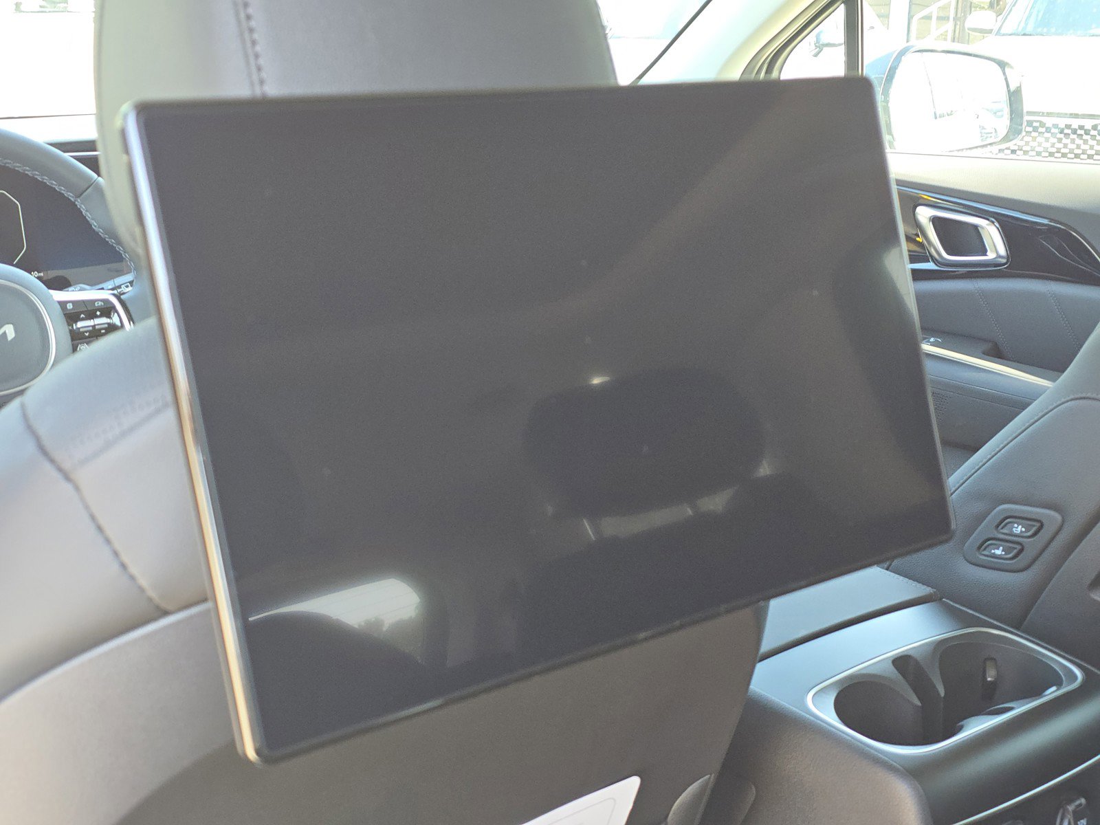 New 2026 Kia Carnival SX Prestige image 9