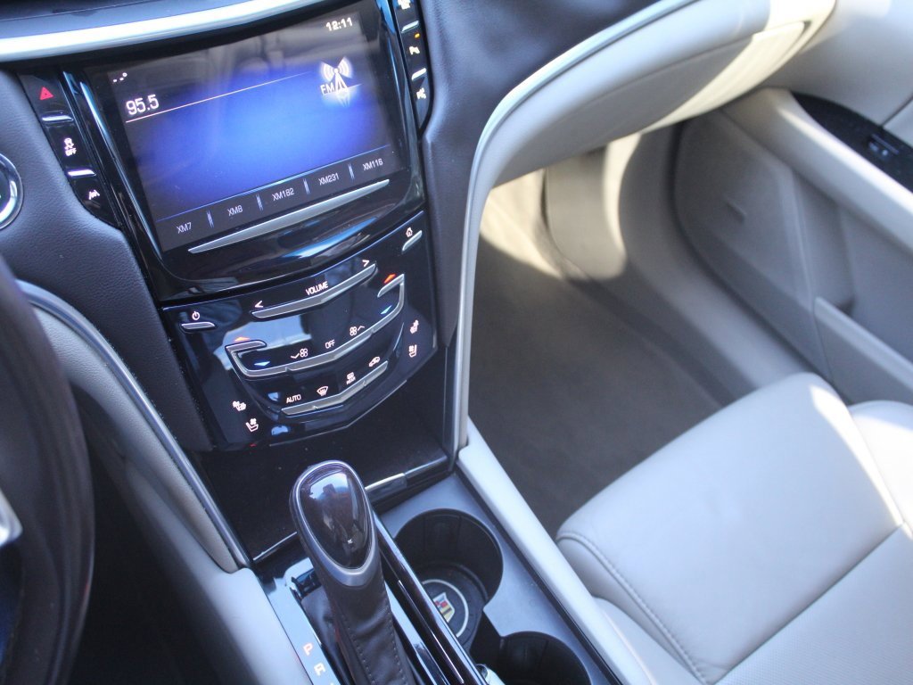 Used 2015 Cadillac XTS Luxury w/ Driver Awareness Package image 15