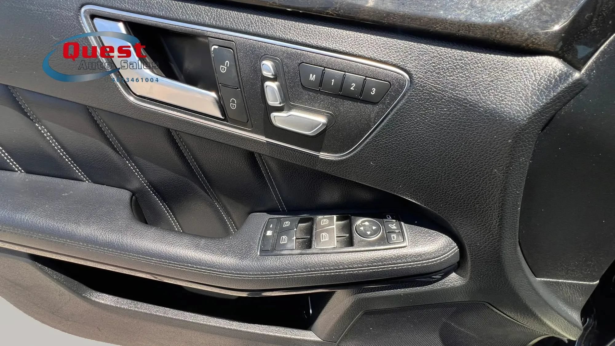 Used 2015 Mercedes-Benz E 400 Sedan w/ Driver Assistance Package image 33