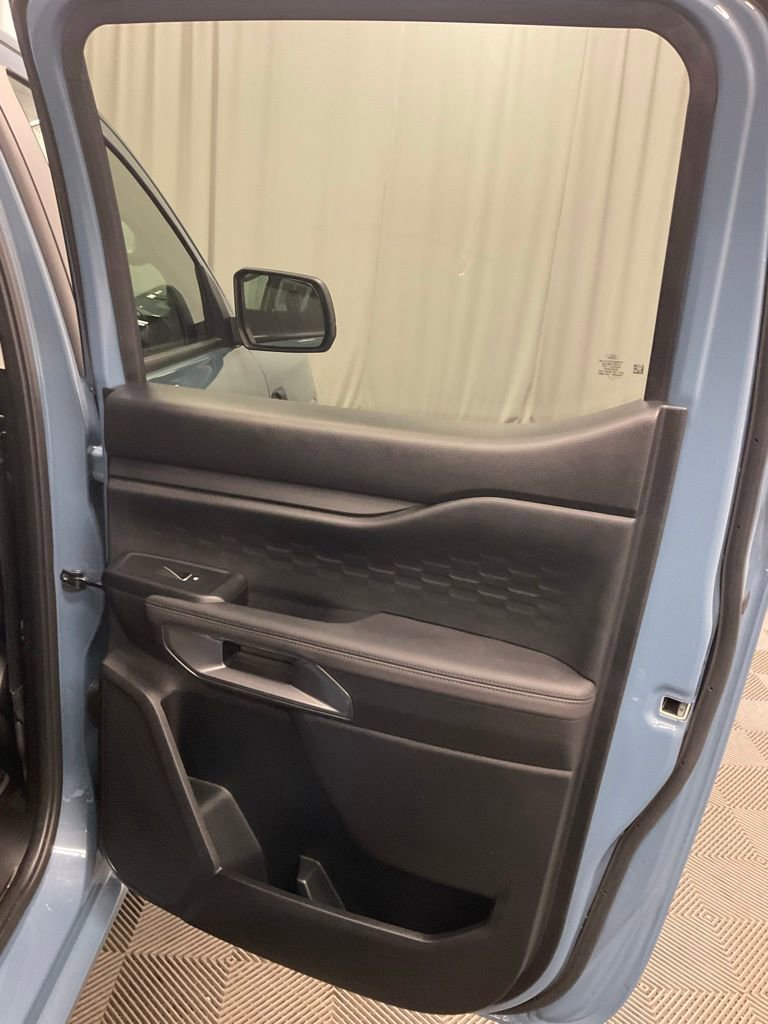 Used 2025 Ford Ranger XLT w/ FX4 Off-Road Package image 32