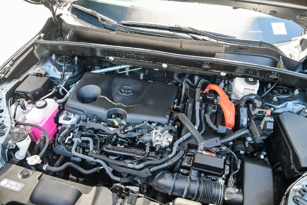 Certified 2024 Toyota Venza LE AWD/4WD image 29