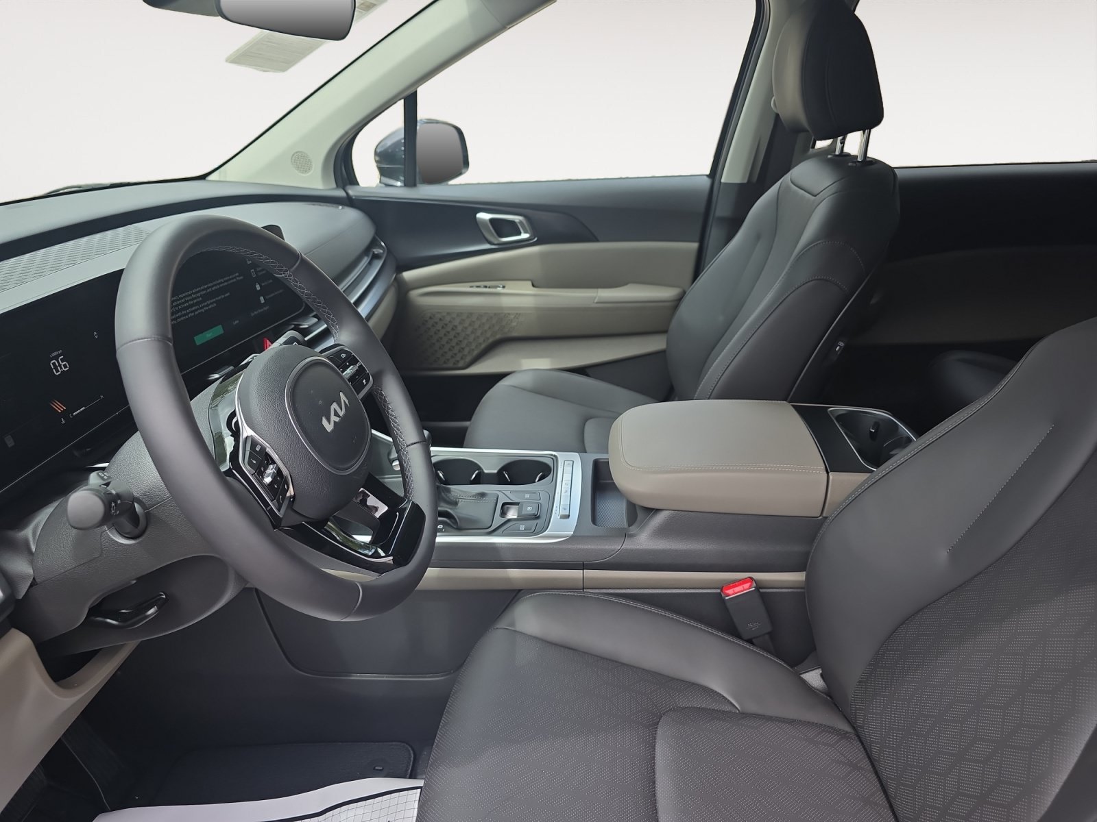 Certified 2026 Kia Carnival LX FWD image 21