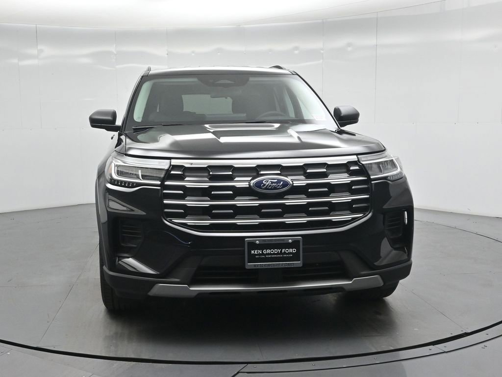 New 2026 Ford Explorer Active RWD image 52