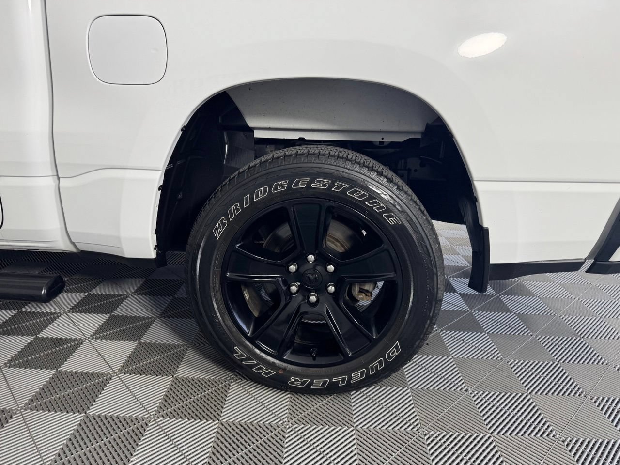 Used 2023 RAM 1500 Big Horn AWD/4WD image 37