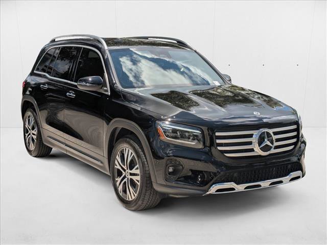 Used 2025 Mercedes-Benz GLB 250 image 3