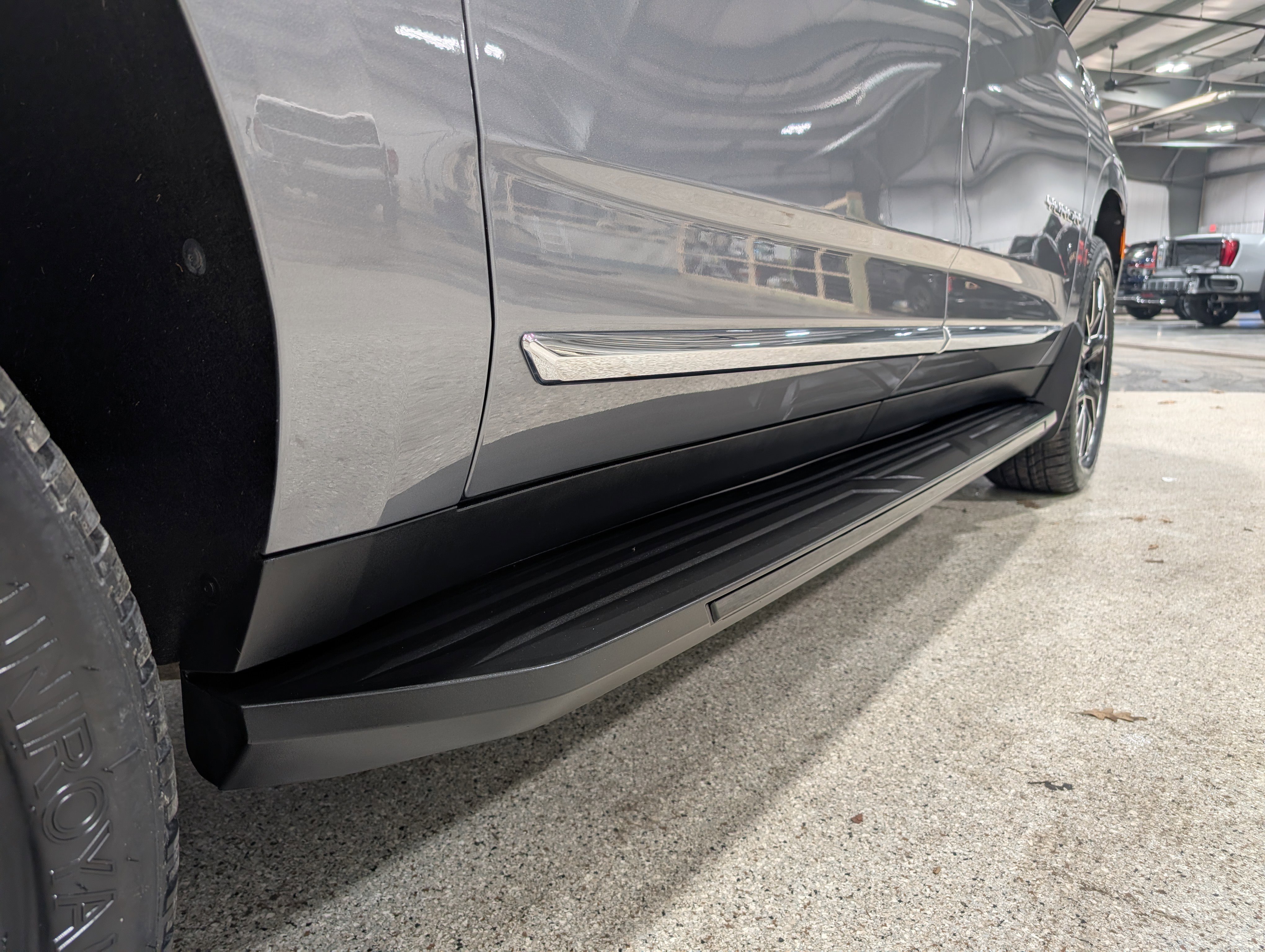 Used 2021 GMC Yukon XL SLT image 10