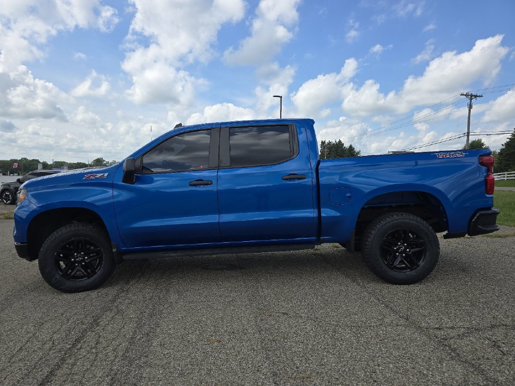 Used 2022 Chevrolet Silverado 1500 Custom Trail Boss w/ LPO, Dark Essentials Package AWD/4WD image 15