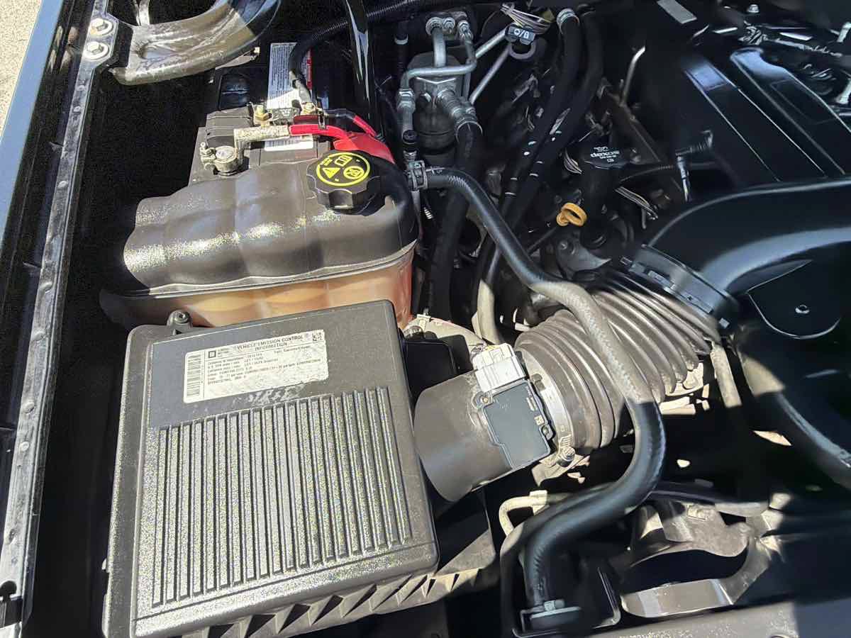 Used 2014 GMC Yukon Denali AWD/4WD image 35
