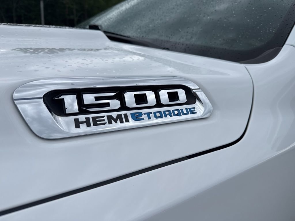 Used 2022 RAM 1500 Big Horn AWD/4WD image 14