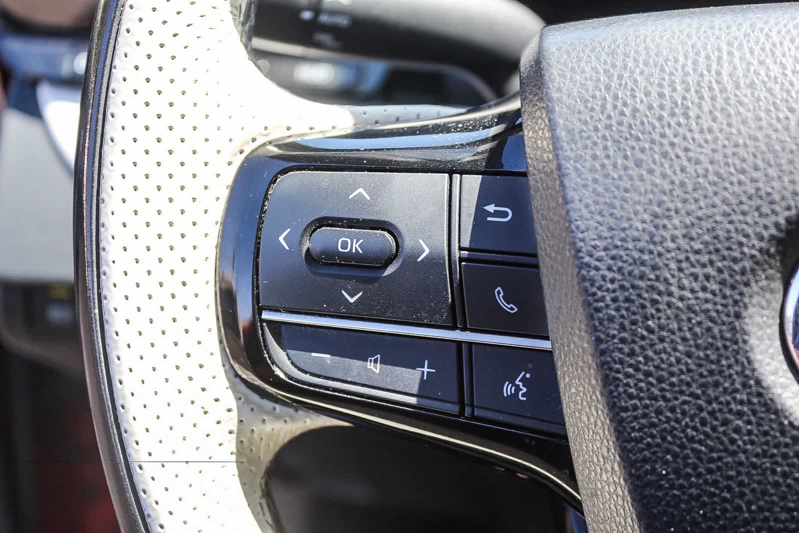 Used 2021 Toyota Mirai RWD image 31