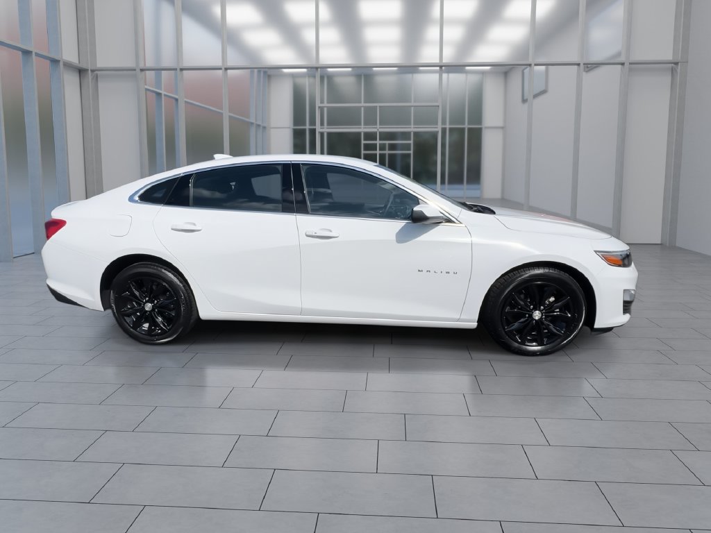 Used 2024 Chevrolet Malibu LT FWD image 9