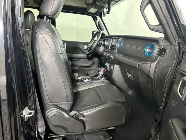 Used 2022 Jeep Wrangler Unlimited Sahara image 28