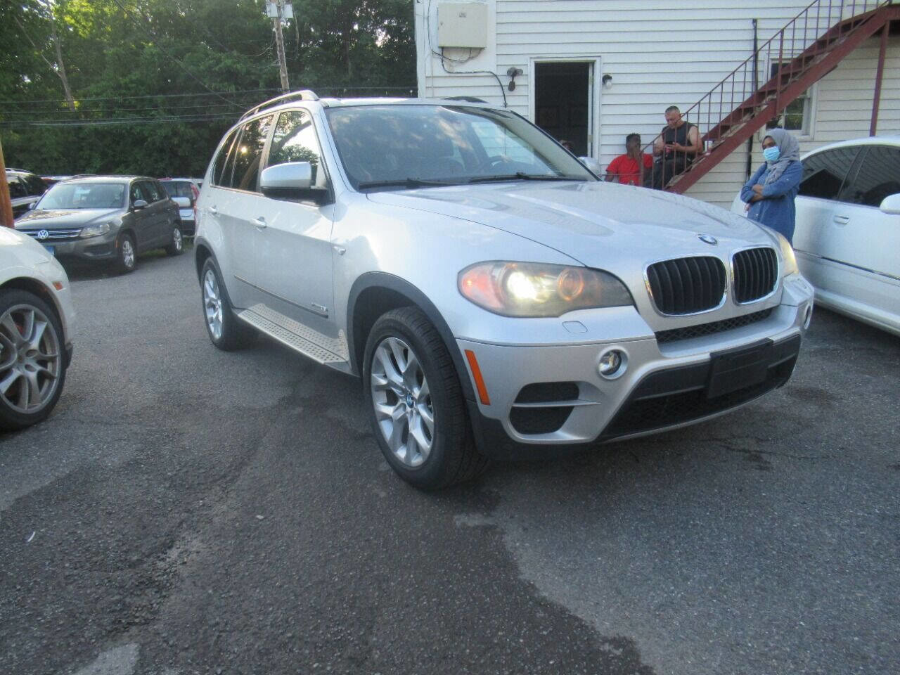 Used 2011 BMW X5 xDrive35i image 4