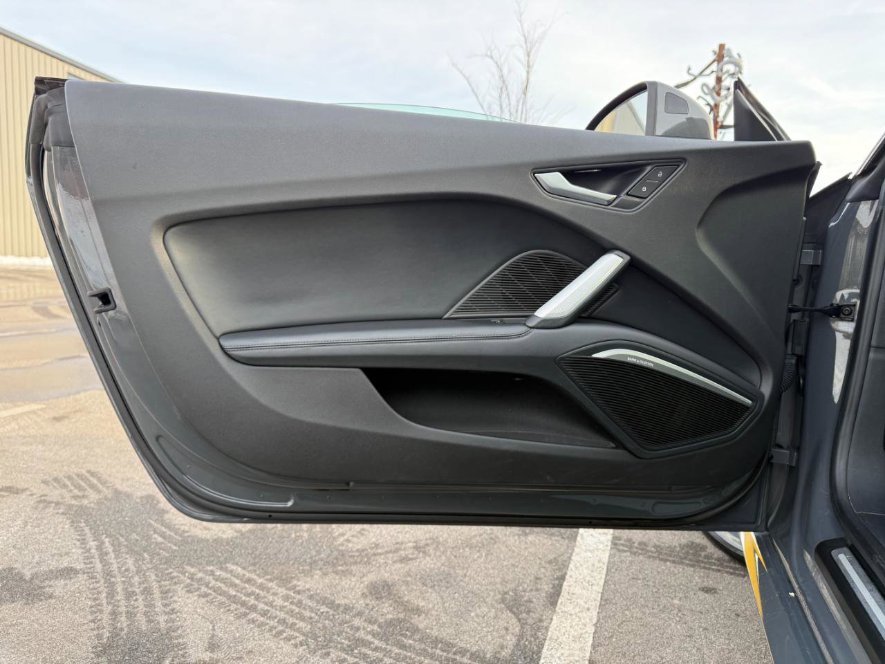 Used 2016 Audi TT 2.0T w/ Technology Package image 21