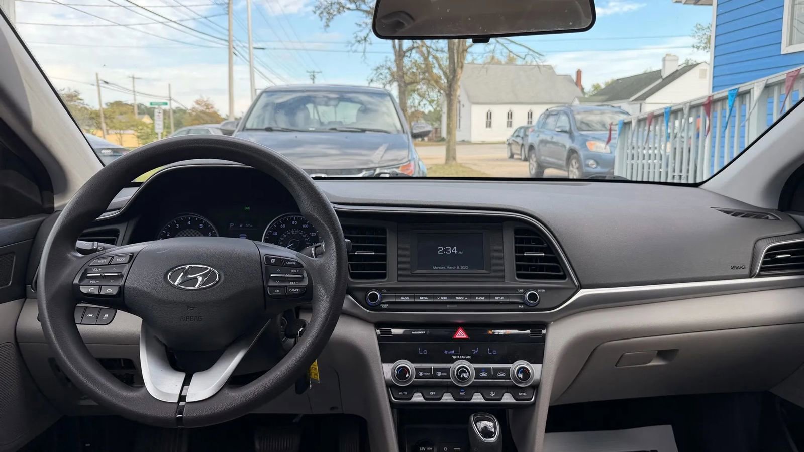 Used 2020 Hyundai Elantra SE image 11