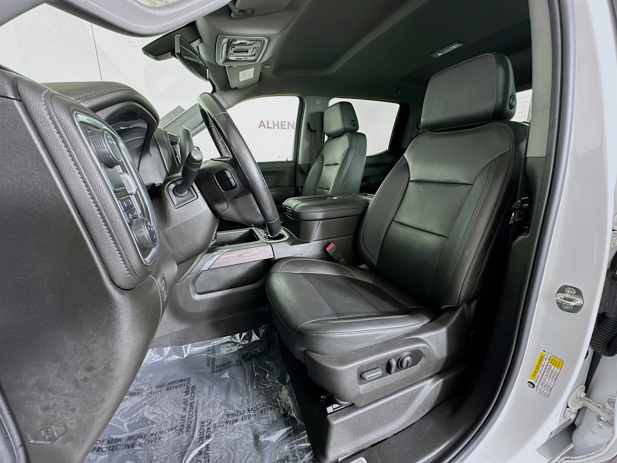 Used 2022 Chevrolet Silverado 1500 LTZ image 12