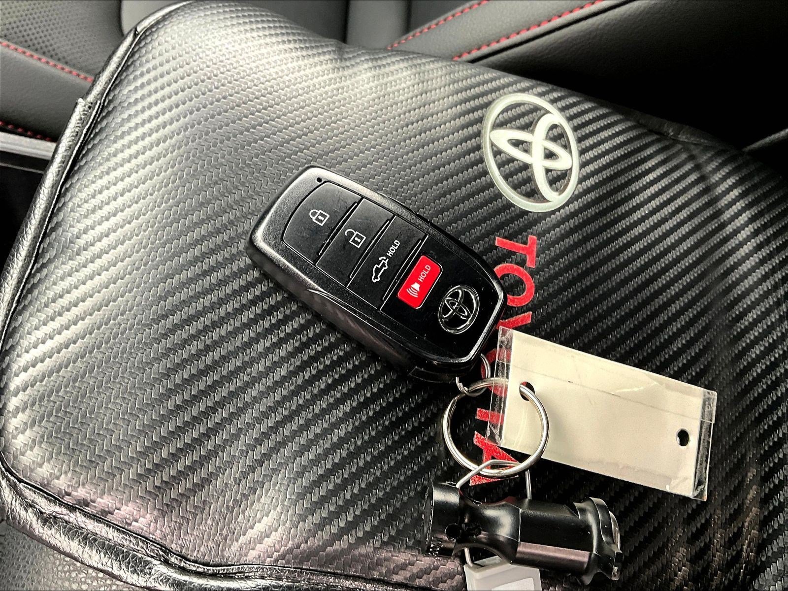 Used 2024 Toyota Tacoma TRD Pro AWD/4WD image 33