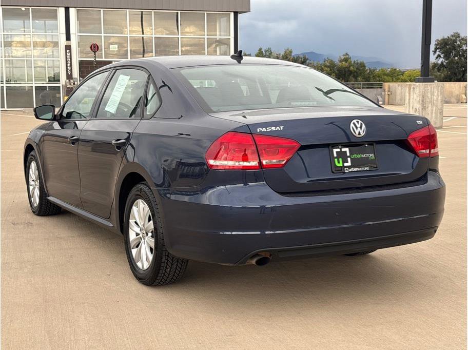 Used 2014 Volkswagen Passat 1.8T Wolfsburg Edition image 6