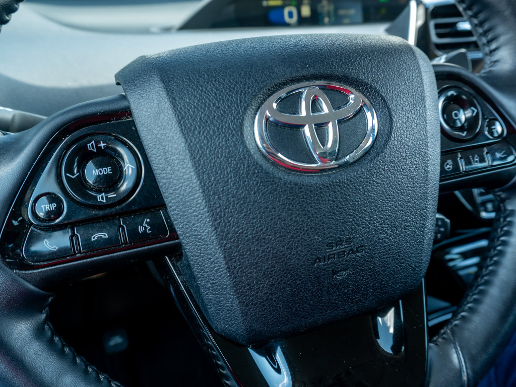 Used 2021 Toyota Prius XLE FWD image 31
