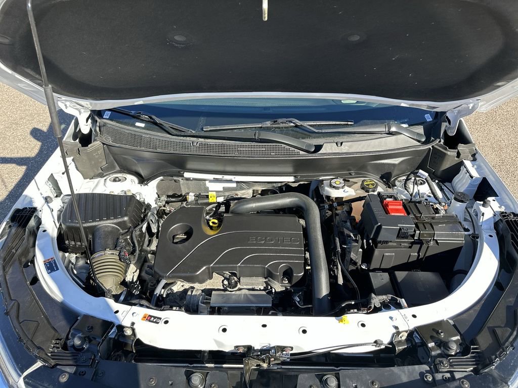 Used 2025 Chevrolet Equinox LT image 32