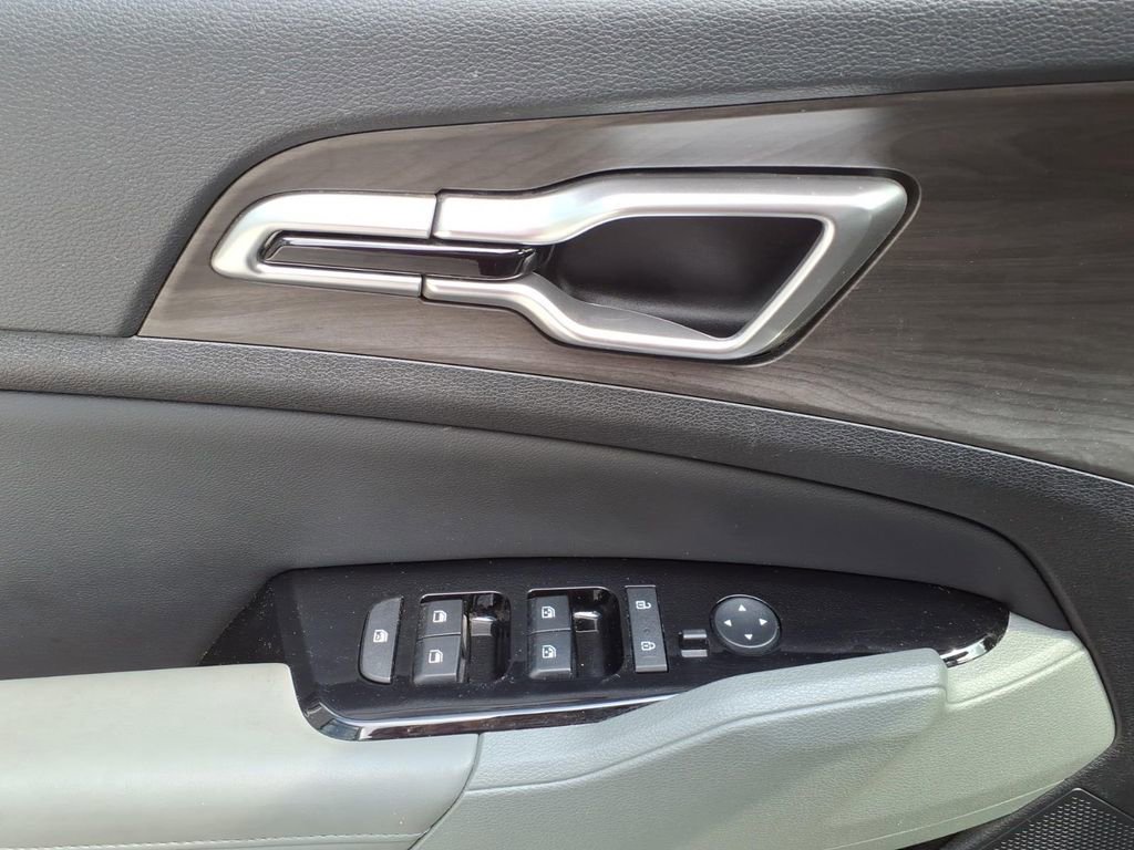 Used 2023 Kia Sportage X-Line w/ X-Line Premium Package image 11
