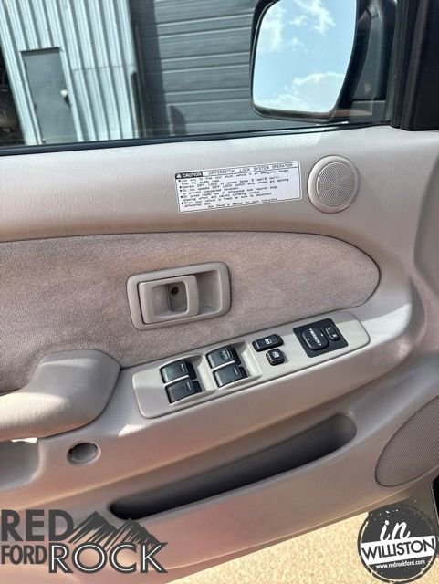 Used 2001 Toyota Tacoma 4x4 Double Cab image 11