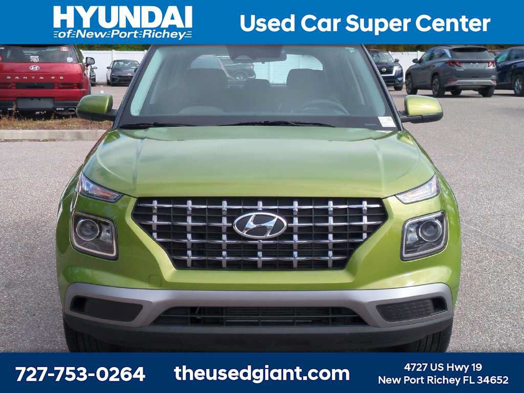 Certified 2024 Hyundai Venue SEL FWD image 8