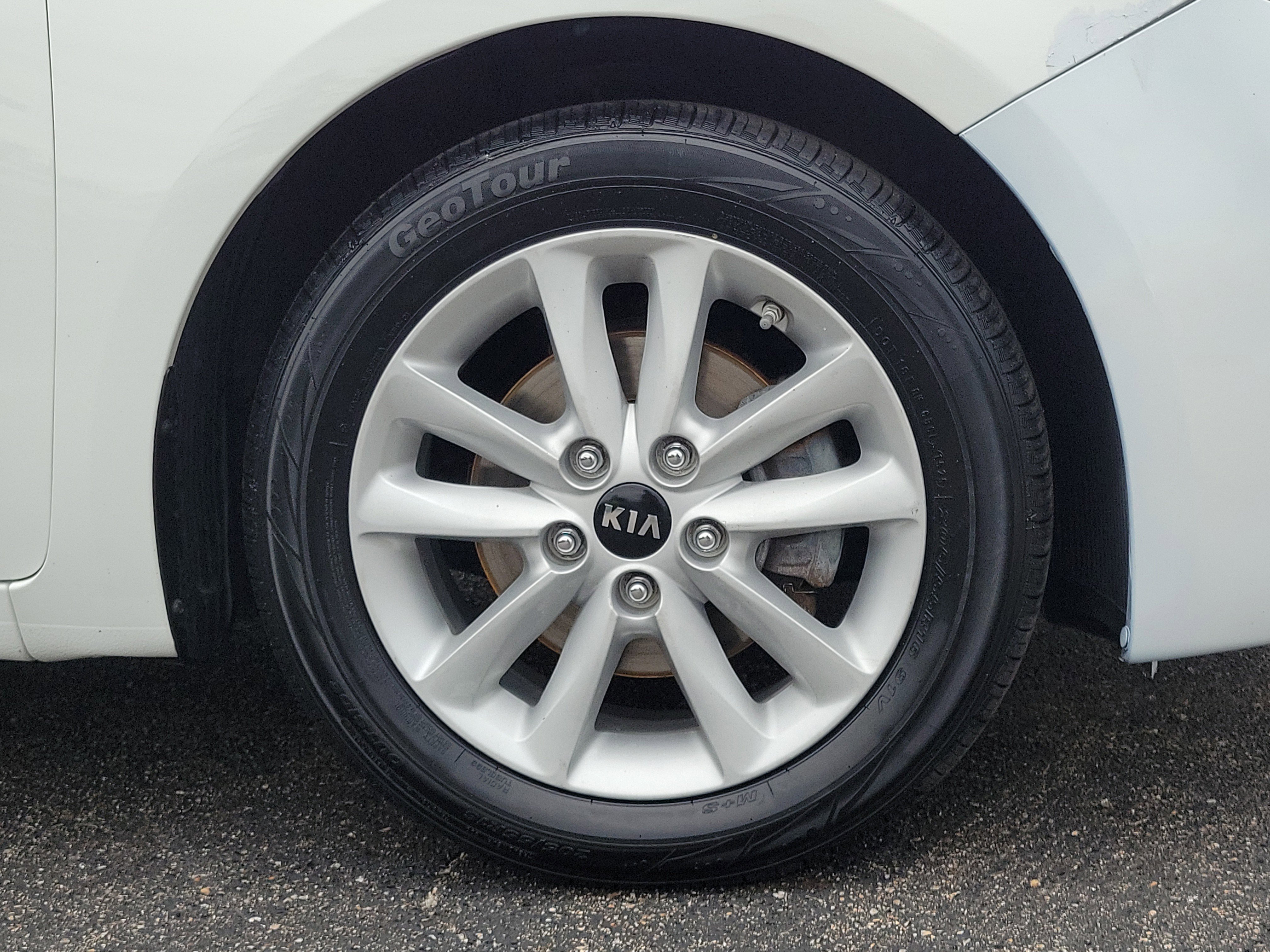 Used 2017 Kia Forte S FWD image 5