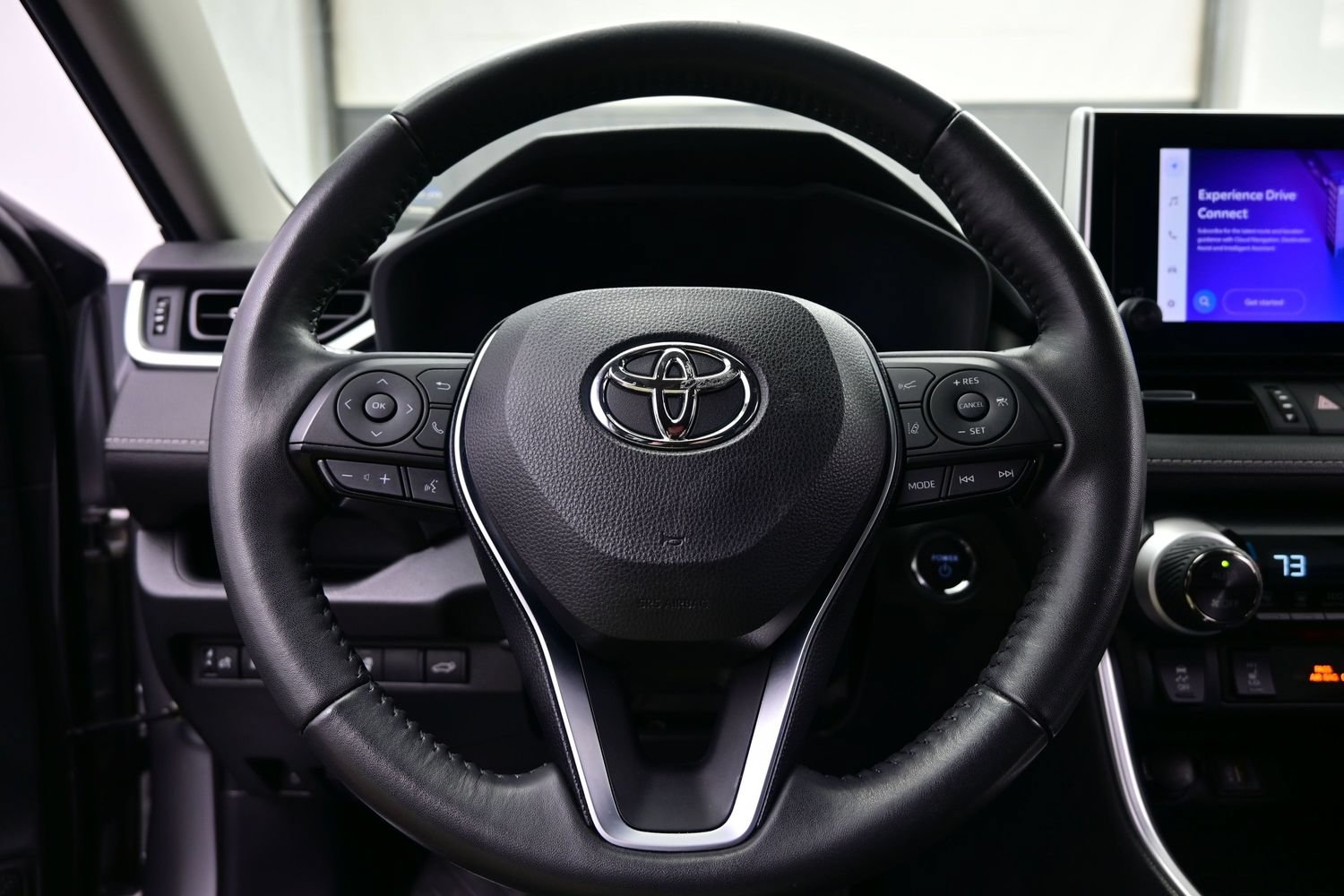 Used 2023 Toyota RAV4 XLE Premium AWD/4WD image 25