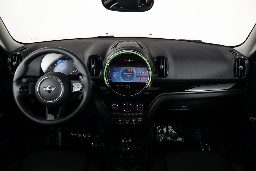 Used 2024 MINI Cooper Countryman S FWD image 8