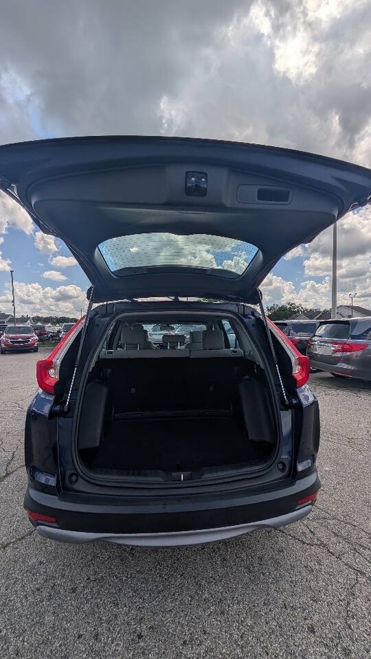 Used 2017 Honda CR-V LX image 12