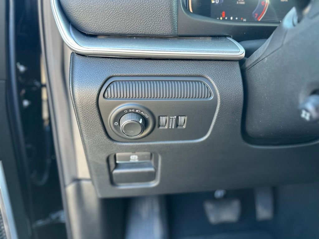 New 2026 Jeep Grand Wagoneer 4WD image 29