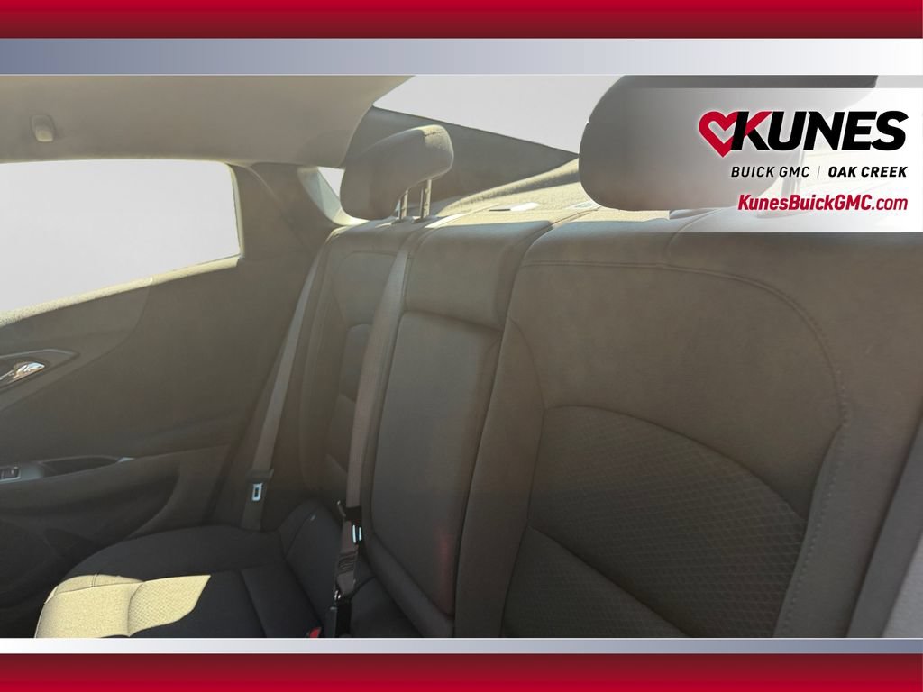 Used 2024 Chevrolet Malibu LT FWD image 31