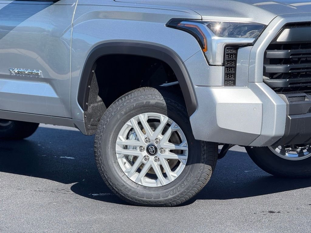 New 2026 Toyota Tundra SR5 AWD/4WD image 3