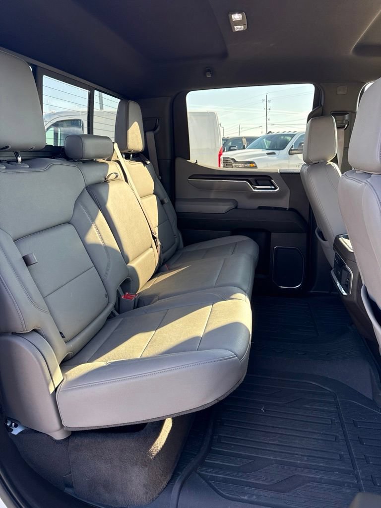 Used 2024 GMC Sierra 1500 SLT AWD/4WD image 18