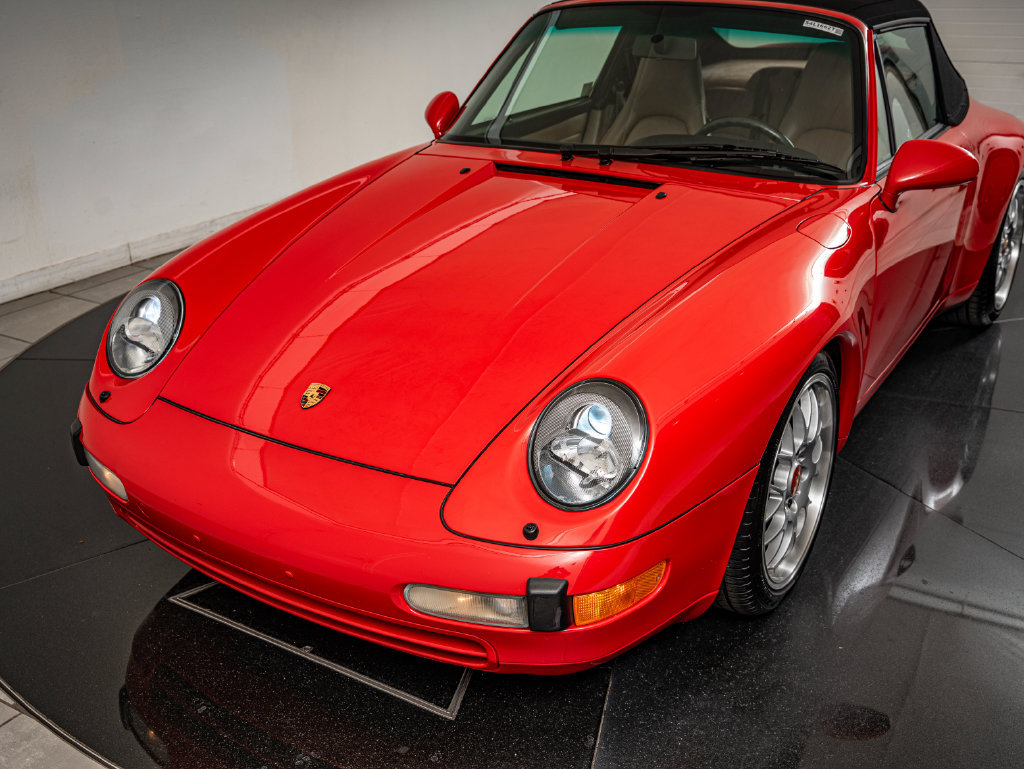 Used 1995 Porsche 911 Carrera RWD image 19