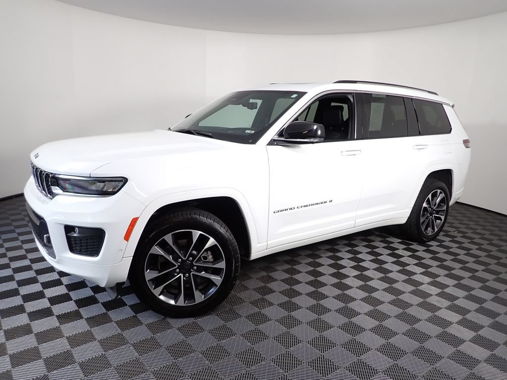Used 2021 Jeep Grand Cherokee L Overland w/ Advanced Protech Group III AWD/4WD image 13