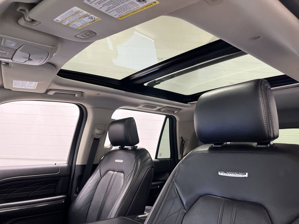 Used 2019 Ford Expedition Platinum image 7