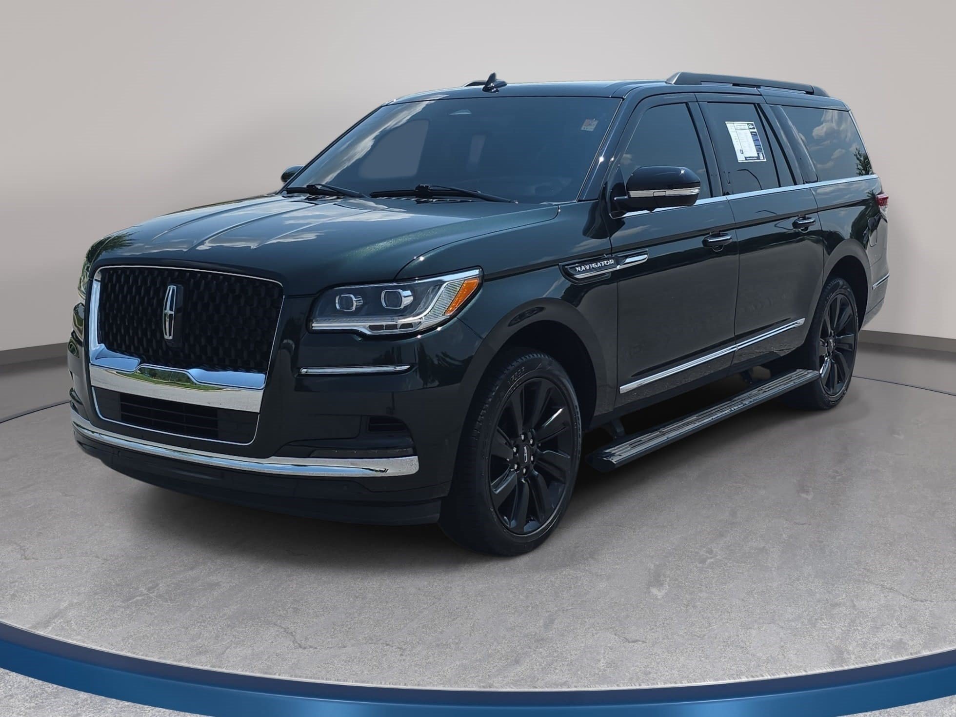 Certified 2024 Lincoln Navigator L Black Label AWD/4WD image 1