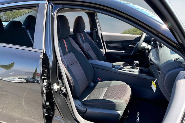 New 2027 Nissan Sentra SR w/ Floor Mat Package FWD image 10