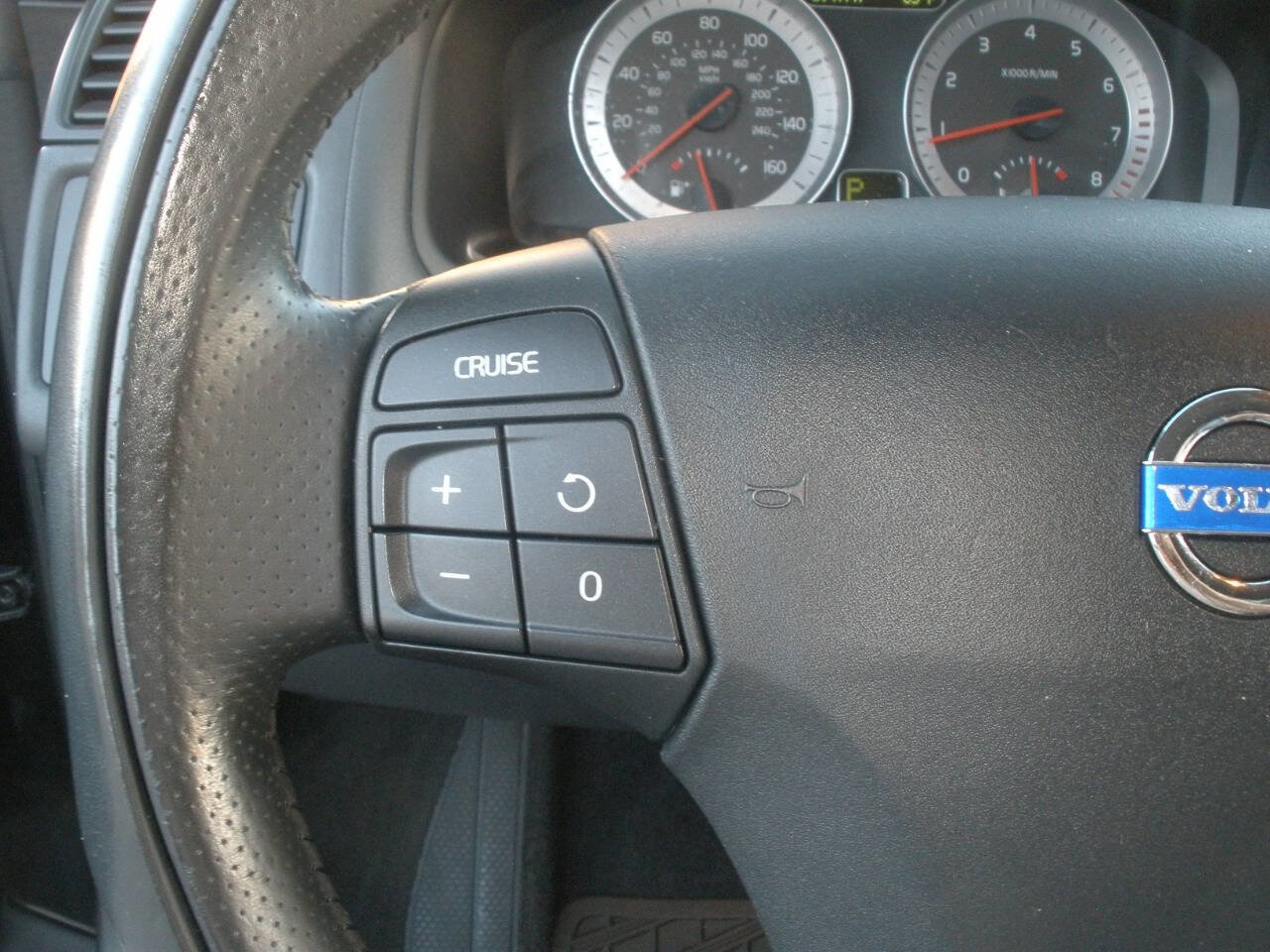 Used 2012 Volvo C70 T5 image 38