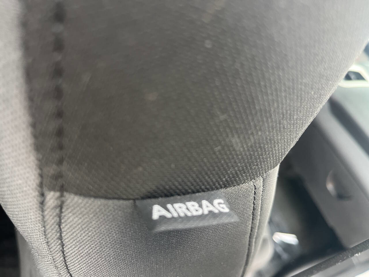 Used 2013 Ford Fiesta SE image 22